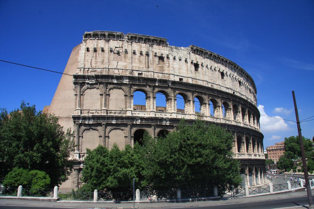 Viale Del Colosseo Bed and breakfast Roma
