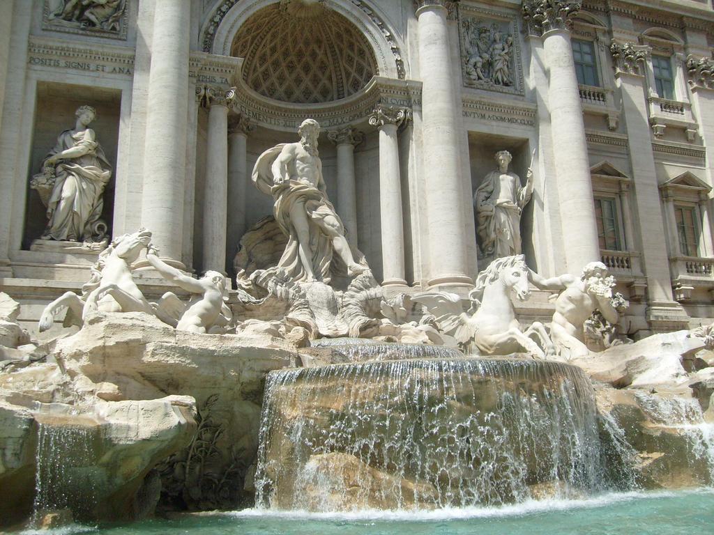 Viale Del Colosseo Bed and breakfast